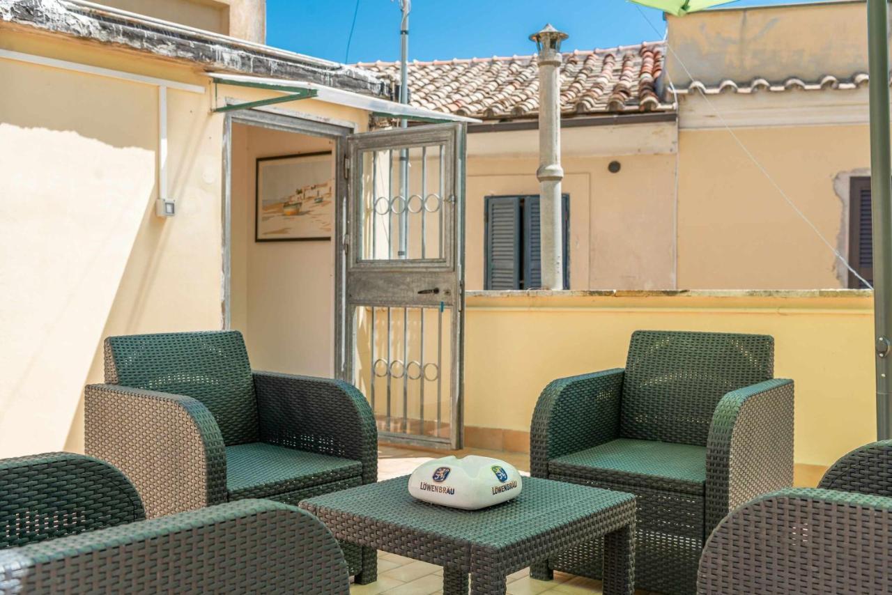 Granny S House Nettuno Villa ภายนอก รูปภาพ